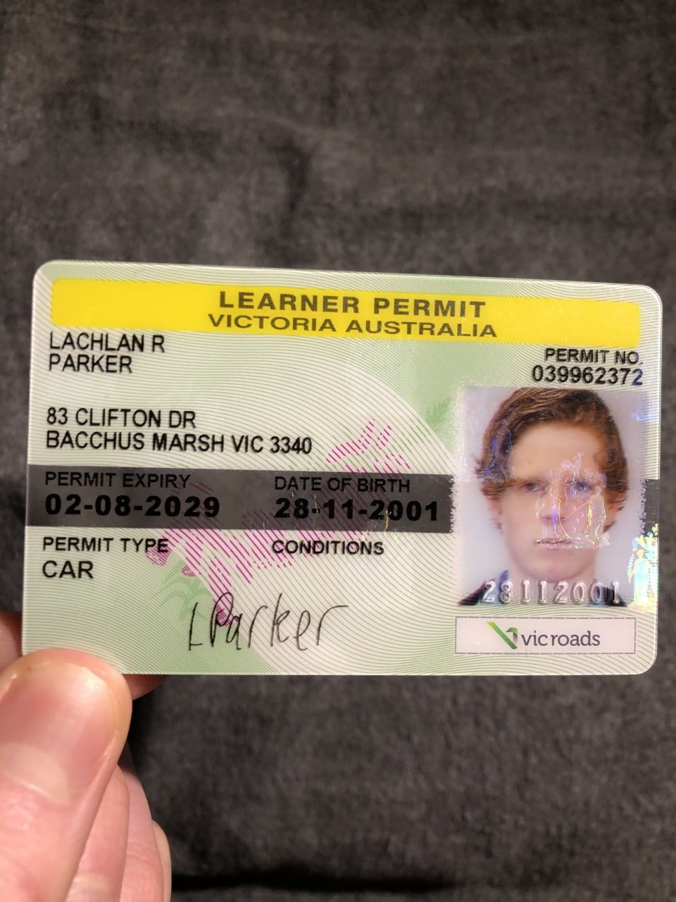 Photo 2023 11 26 00 03 43